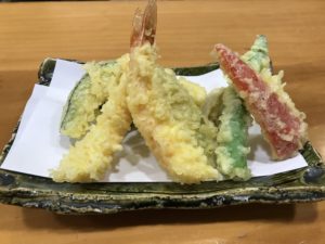 『蕎麦まえの』の【天ぷらせいろ】の天ぷら盛り合わせ